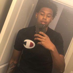 Meet your Posher, Cameron